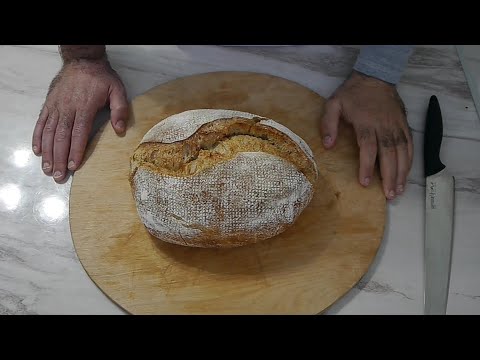 Видео: Пшеничный хлеб на полностью ржаной закваске.