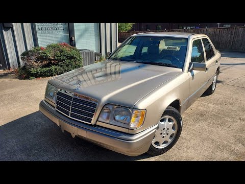 Видео: Mercedes E300 1995 года — финальный осмотр