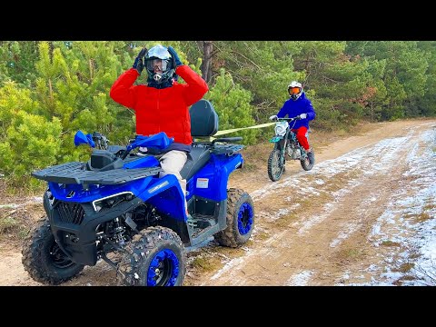 Видео: Арсений на квадрике буксирует Сашу на Мотоцикле. Брос Шоу