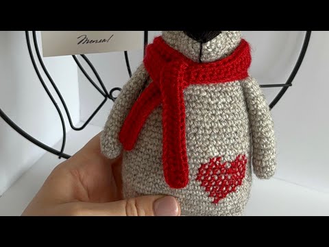 Видео: Вязаный шарфик крючком + сердечко для мишки