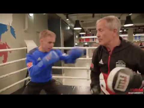 Видео: АКЦЕНТИРОВАННЫЙ УДАР - отработка для ударников на лапах || 4MMA