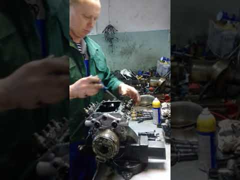 Видео: Ремонт ТНВД 33-02 ЧАСТЬ 1 (разборка)
