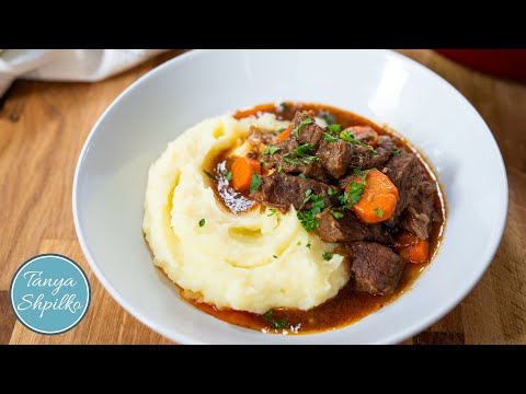 Видео: Тушеная Говядина - нежнейшая! | Гуляш из Говядины | Beef Stew