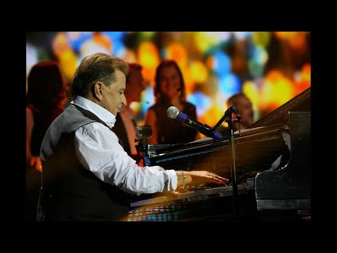 Видео: Аркадий Хоралов - Времена года - Осень