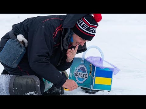 Видео: Как ловить плотву на мормышку зимой? Печенежское водохранилище. Максимум Рыбалки