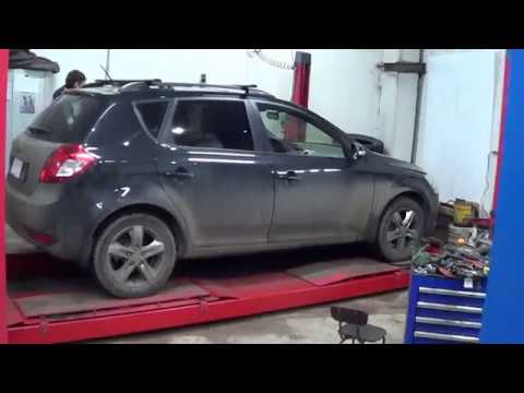 Видео: Установка проставок для увеличения клиренса Kia Ceed, 2010-12 г