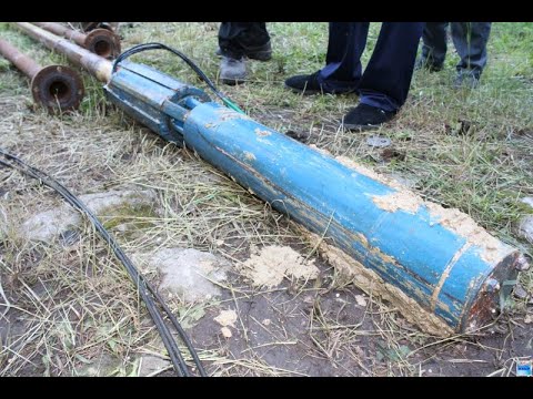 Видео: НАШЛИ СКВАЖИНУ тянем домкратом