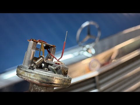 Видео: Замена датчика давления масла Mercedes (M102 M103 M104 M119 M603)