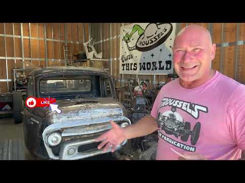 Видео: International Custom Rat Rod 1956 года: Иэн дорабатывает переднюю четверть мотоцикла Little Jewel...