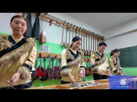 Видео: Э.Чойдогийн хөгжим “Жалам хар”, Г.Бирваагийн хөгжим “Хонгор нутгийн жороо” аяыг хүлээн авч үзнэ үү