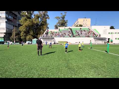 Видео: ⚽️Чемпіонат міста Києва⚽️ | 2017 р.н. | Олімпік 12:1 Оболонь Зміна | 1 тайм