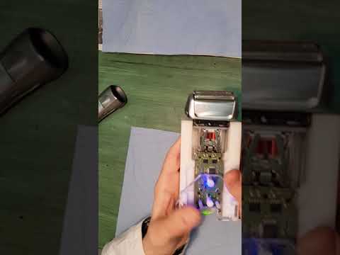 Видео: Ремонт бритвы Braun Serie 7. 5794.Замена тримера. Синхронизация платы с двигателем плавающей головки