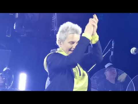 Видео: Золотое пятно - Сурганова и Оркестр на корабле (Москва, 21.08.2025)