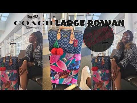 Видео: Обзор большой джинсовой сумки Coach Rowan | Что подходит и как проходит тест в Вегасе