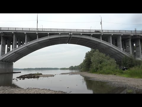 Видео: "По улочкам Бийска": коммунальный мост (Бийское телевидение)