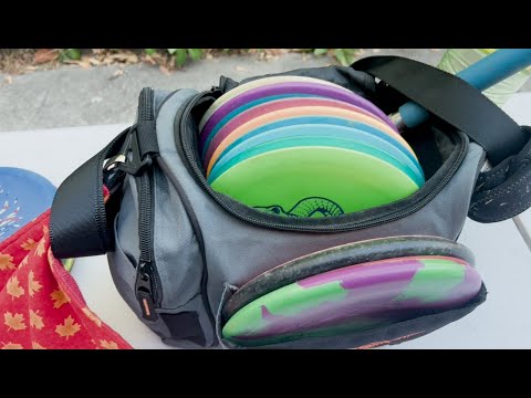 Видео: Проверьте полную сумку! Какие диски бросает этот старик?