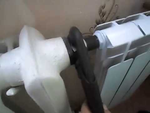Видео: Как просто нарастить радиатор отопления.