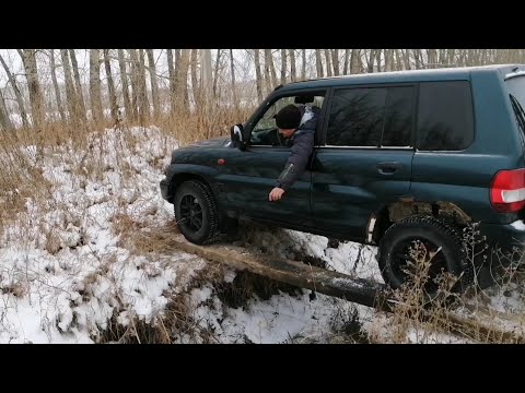 Видео: Митцубиси паджеро пинин замена коробки и раздатки фулл тайма на суперселект.