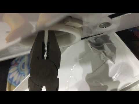 Видео: Чистка фильтра стиральной машинки Beko