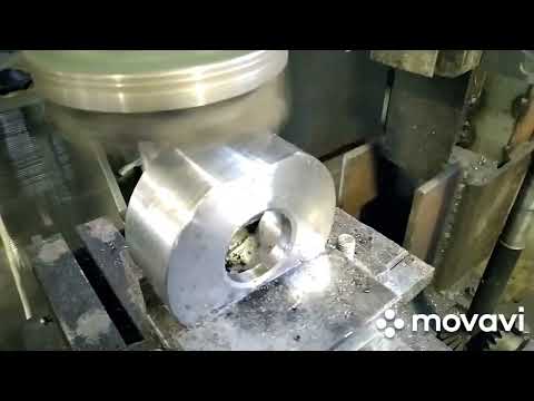 Видео: Замена шпинделя, самодельного фрезерного станка.