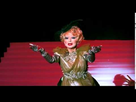 Видео: Людмила Гурченко - Друзья мои и советчицы