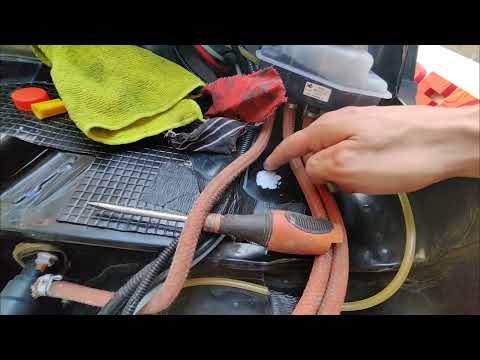 Видео: Нива Легенд Туапсе. Устранение течи в салон.