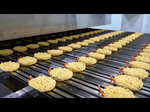 Видео: Невероятные K-Food-фабрики! Массовое производство кимчи, кимбапа и рамёна