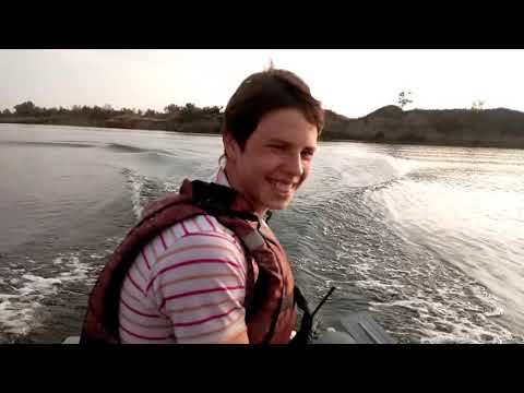 Видео: обзор "2" лодки ПВХ DRAGON 330 (на воде)