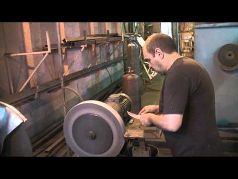 Видео: Заточка булатного ножа,  кузнец И.Пампуха