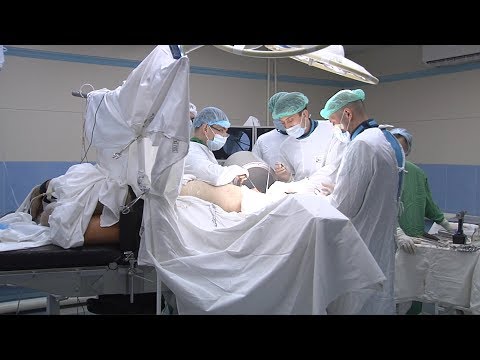 Видео: «Реанимация». Мужчина выжил после ДТП с КамАЗом