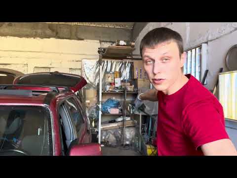 Видео: Замена лобового стекла на Subaru Forester