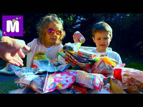Видео: ЧЕЛЛЕНДЖ Мальчики ПРОТИВ Девочек / Супермаркеты / Японская VS Корейская еда