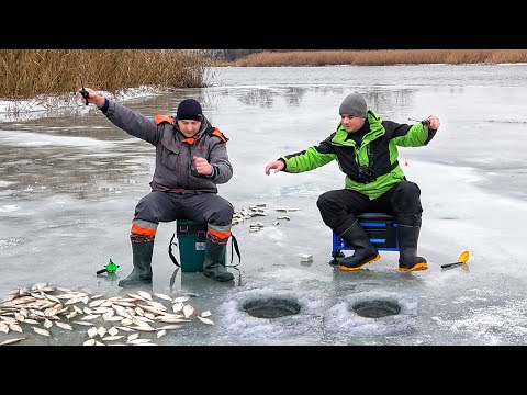 Видео: ВОТ ЭТО ЛУНКА У НЕГО!!! РЫБАЛКА ВЕСНОЙ со ЛЬДА на реке Северский Донец