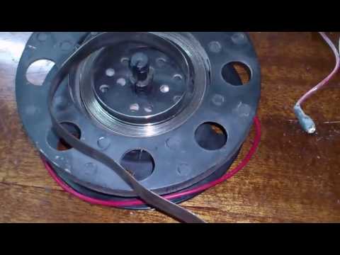 Видео: Ремонт механизма смотки провода пылесоса. Repair mechanism for winding the wire cleaner.