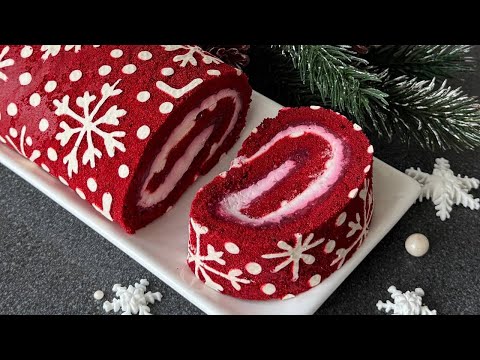 Видео: Рулет КРАСНЫЙ БАРХАТ с малиной❤️ Нежнейший вкус, яркий и эффектный разрез! 🎄⭐️