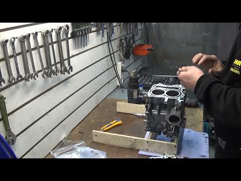 Видео: SUZUKI DF 20. Нет мощности