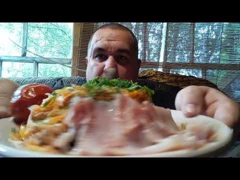 Видео: Обжор - тушеная капуста со свининой и салом