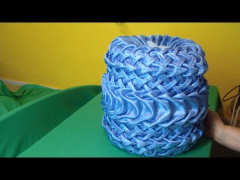 Видео: Круглая подушка схема Косичка и Чешуя. #canadiansmocking