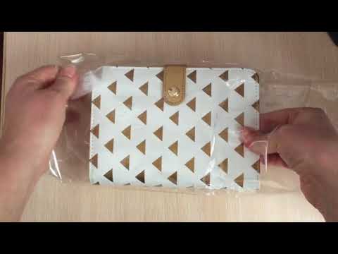 Видео: Распаковка ежедневника с AliExpress. Планер с кольцами 30 мм. Разочарование за 2000 рублей ((
