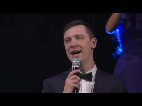 Видео: Торжественное собрание, посвященное 77-й годовщине со Дня Победы / Хабаровск / Музыкальный театр