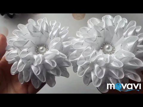 Видео: Школьные пышные банты из атласной ленты, канзаши МК\DIY Kanzashi. Scool fluffy satin ribbon bows