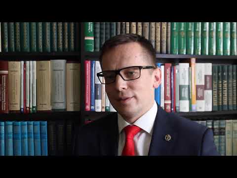 Видео: Что делать - боюсь работать юристом? (совет самураев)