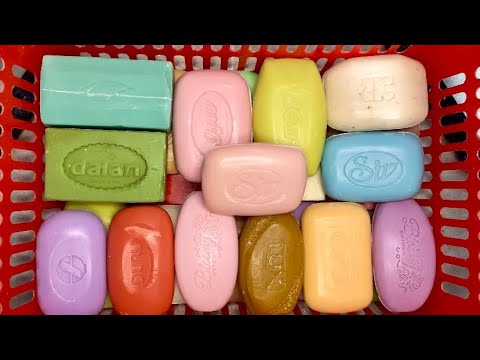 Видео: ASMR 🧼Cutting dry soap 🔪🔥🎶Резка сухого мыла🫶🏻