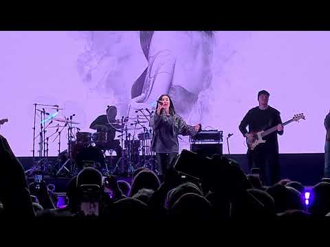 Видео: Юля Волкова | Julia Volkova Простые движения live 23.08.2025 Москва Moscow 