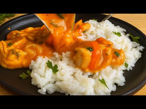 Видео: Простой рецепт жареного риса с курицей | Идеальное не веганское блюдо за 10 минут!