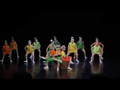 Видео: Детская хореографическая студия "Браво" детский танец "Сказка по - новому"