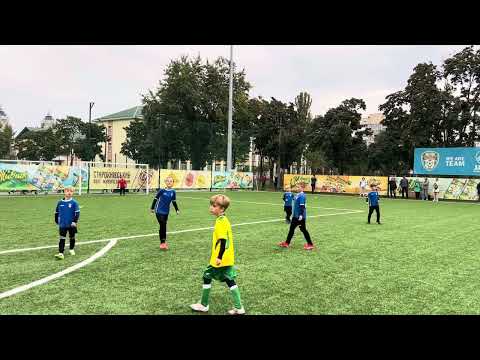 Видео: ⚽️Чемпіонат міста Києва⚽️ | 2017 р.н. | Олімпік 10:1 Поділ(2) | 2 тайм