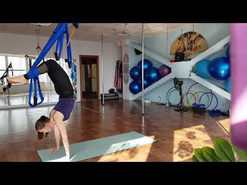 Видео: Йога в гамаке. Укрепляем руки и плечи. Моя личная практика тренера