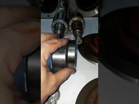 Видео: СРАВНЕНИЕ ВИБРАТОРОВ ВИ-9-8 НБ (ВИБРОМАШ)  И ИВ-98Н (КРАСНЫЙ МАЯК)