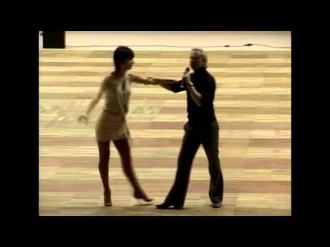 Видео: Samba с Виктором Никовским вольта у партнерши